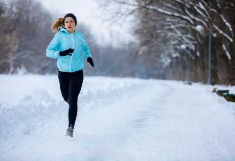 Deportistas en Invierno: Evita Lesiones y Potencia tu Rendimiento con la Suplementación Adecuada